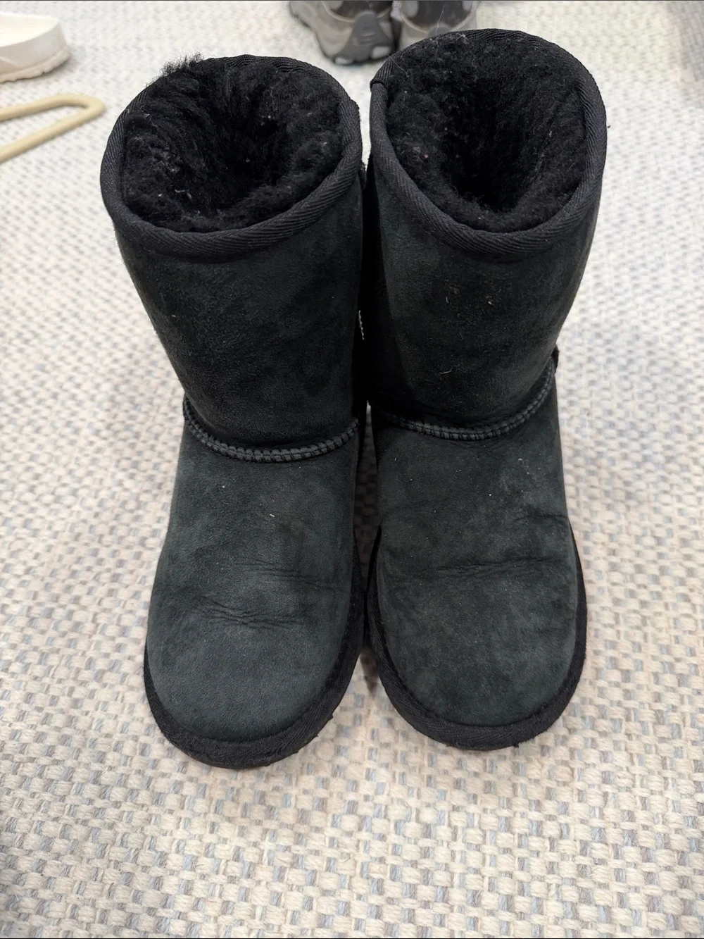 UGG classic black